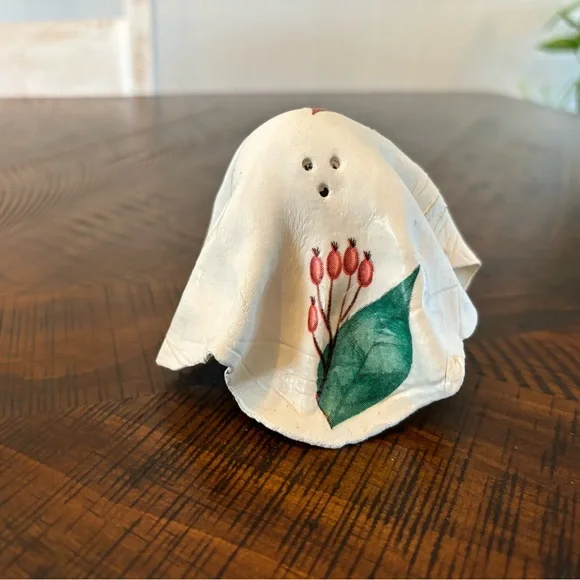 Fall Ghost Decor - Picture 4 of 5